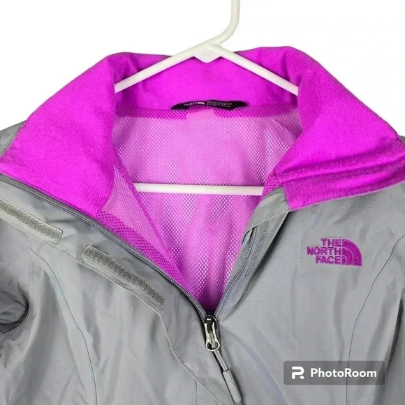 The North Face Women's Resolve 2.0 jacket pink and grey size XS. Like new. - Picture 3 of 13